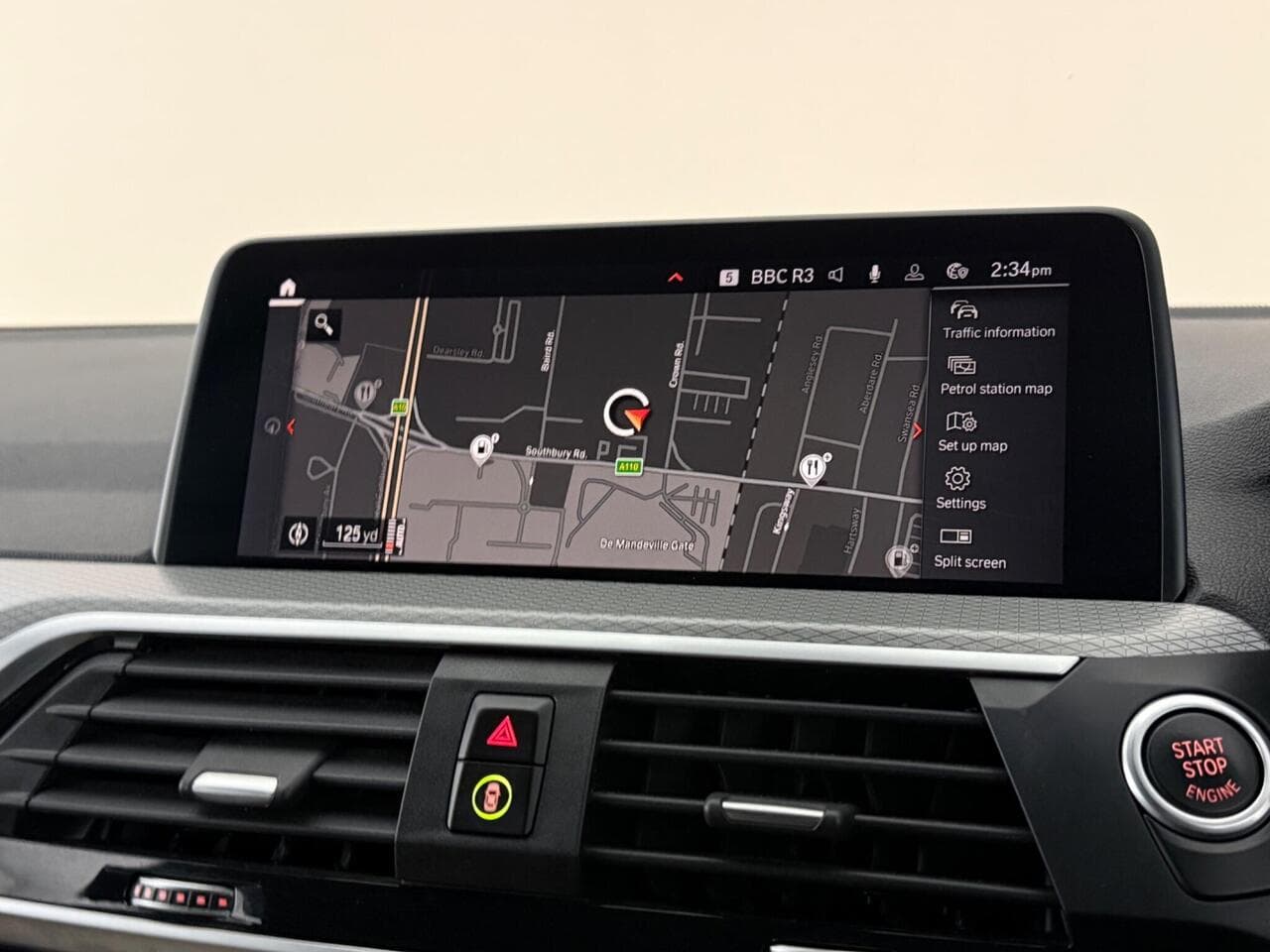 BMW X3 thumbnail Infotainment System