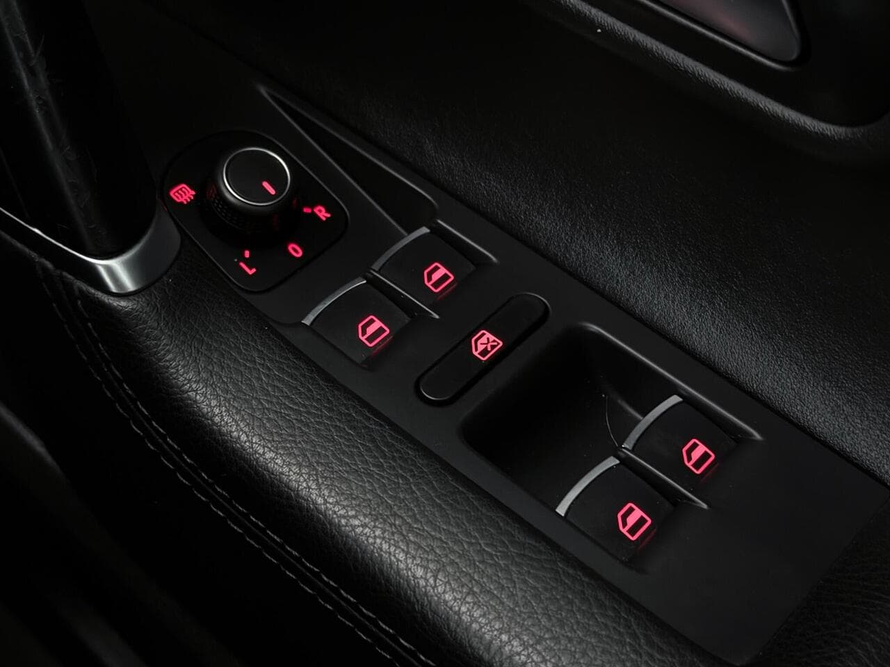 Volkswagen CC thumbnail Misc Controls