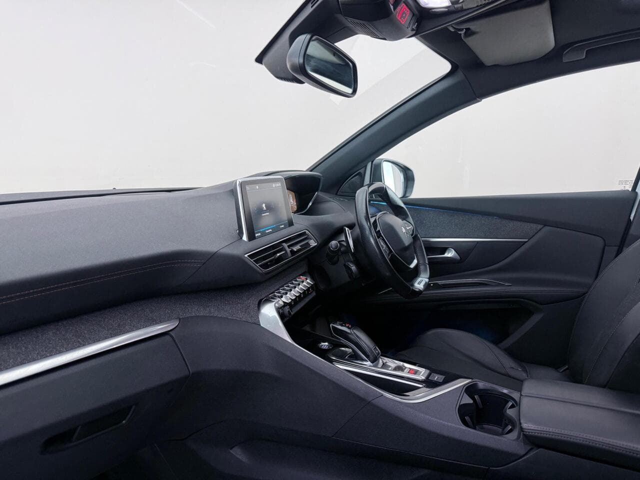 Peugeot 5008 thumbnail Interior Front