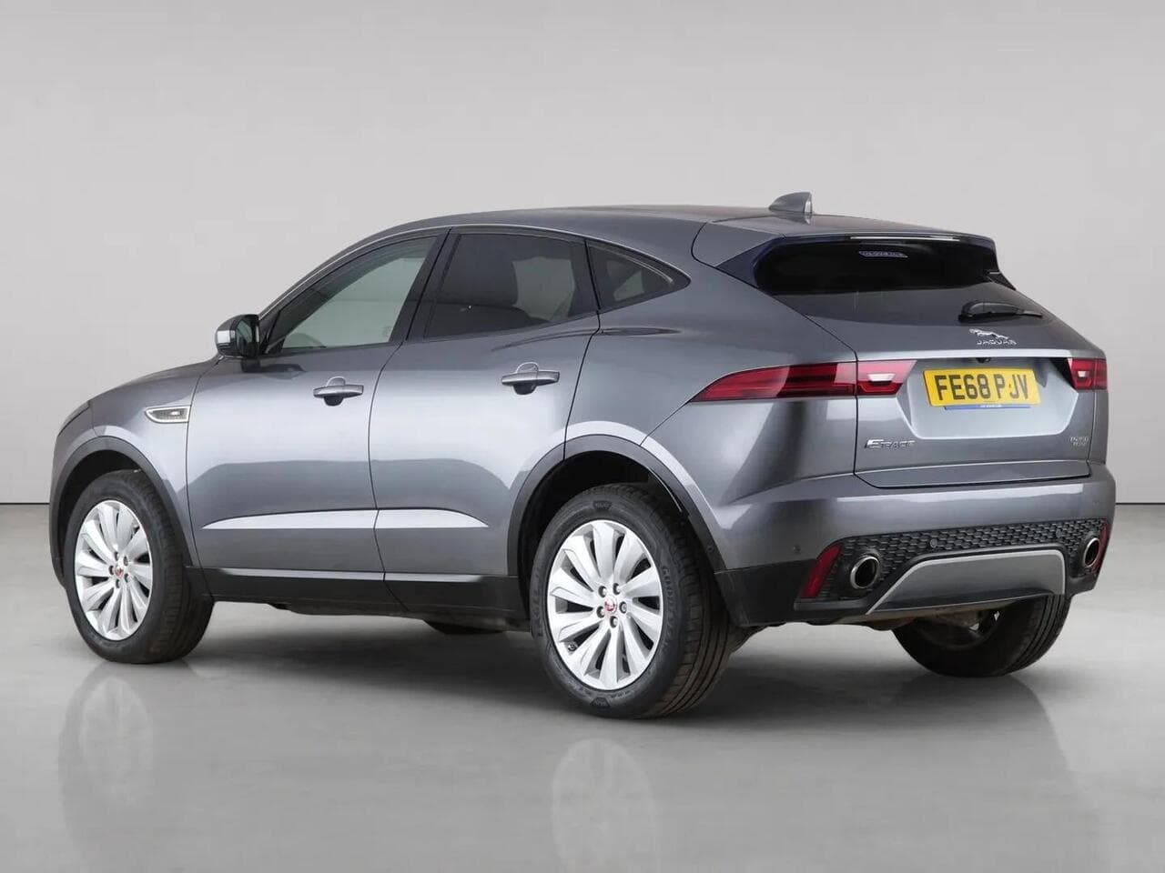 Jaguar E-PACE thumbnail Rear Left