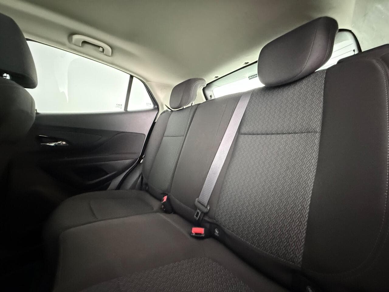 Vauxhall Mokka X thumbnail Seats Rear
