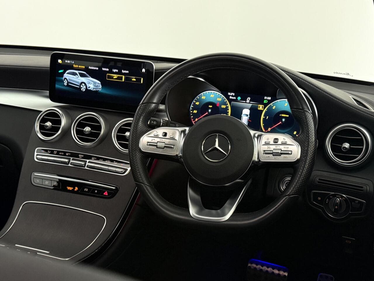 Mercedes-Benz GLC thumbnail Steering Wheel