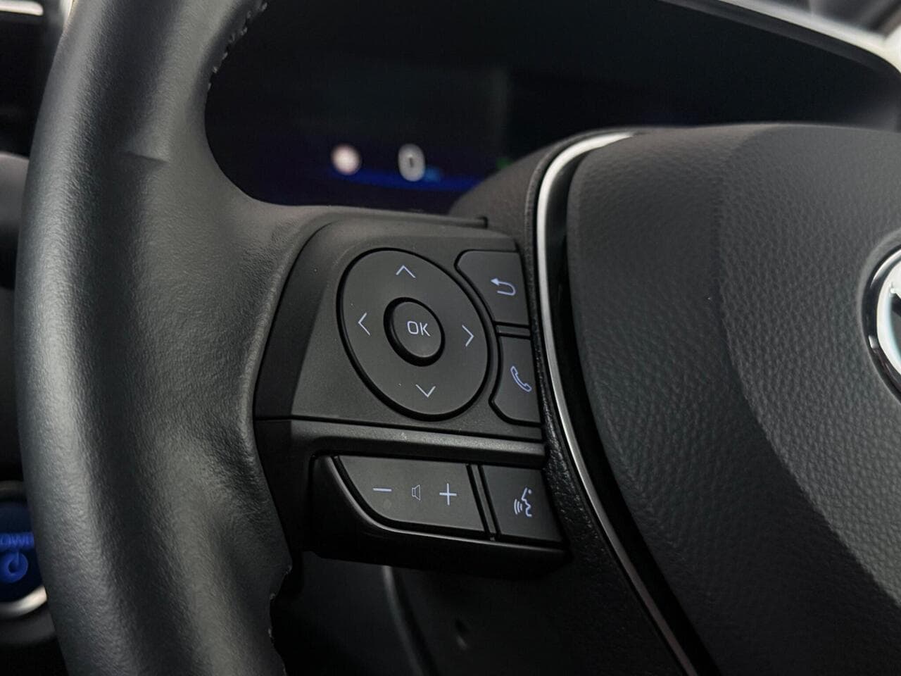 Toyota Corolla thumbnail Misc Controls