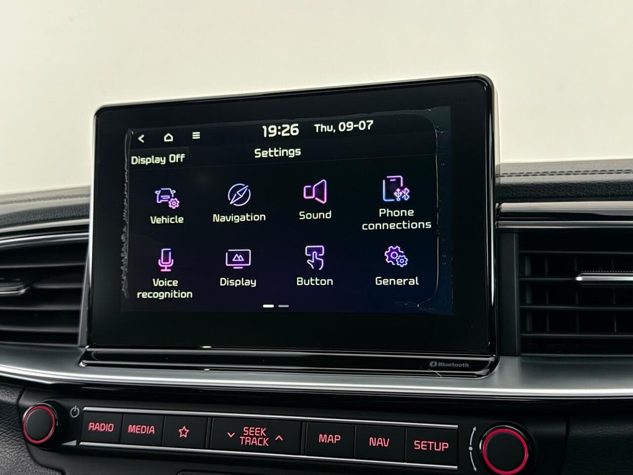 Kia Ceed thumbnail Infotainment System
