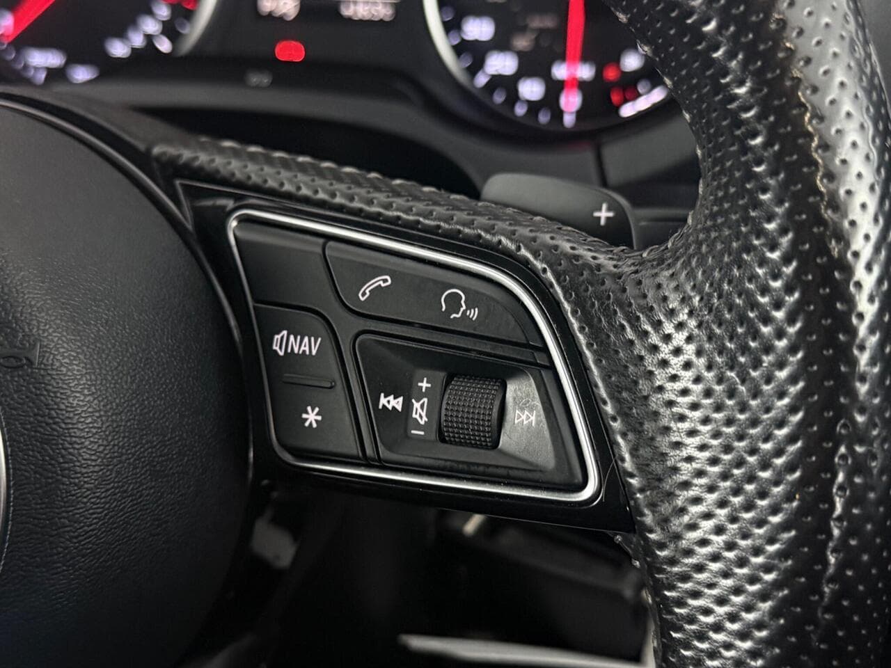 Audi A3 Cabriolet thumbnail Misc Controls