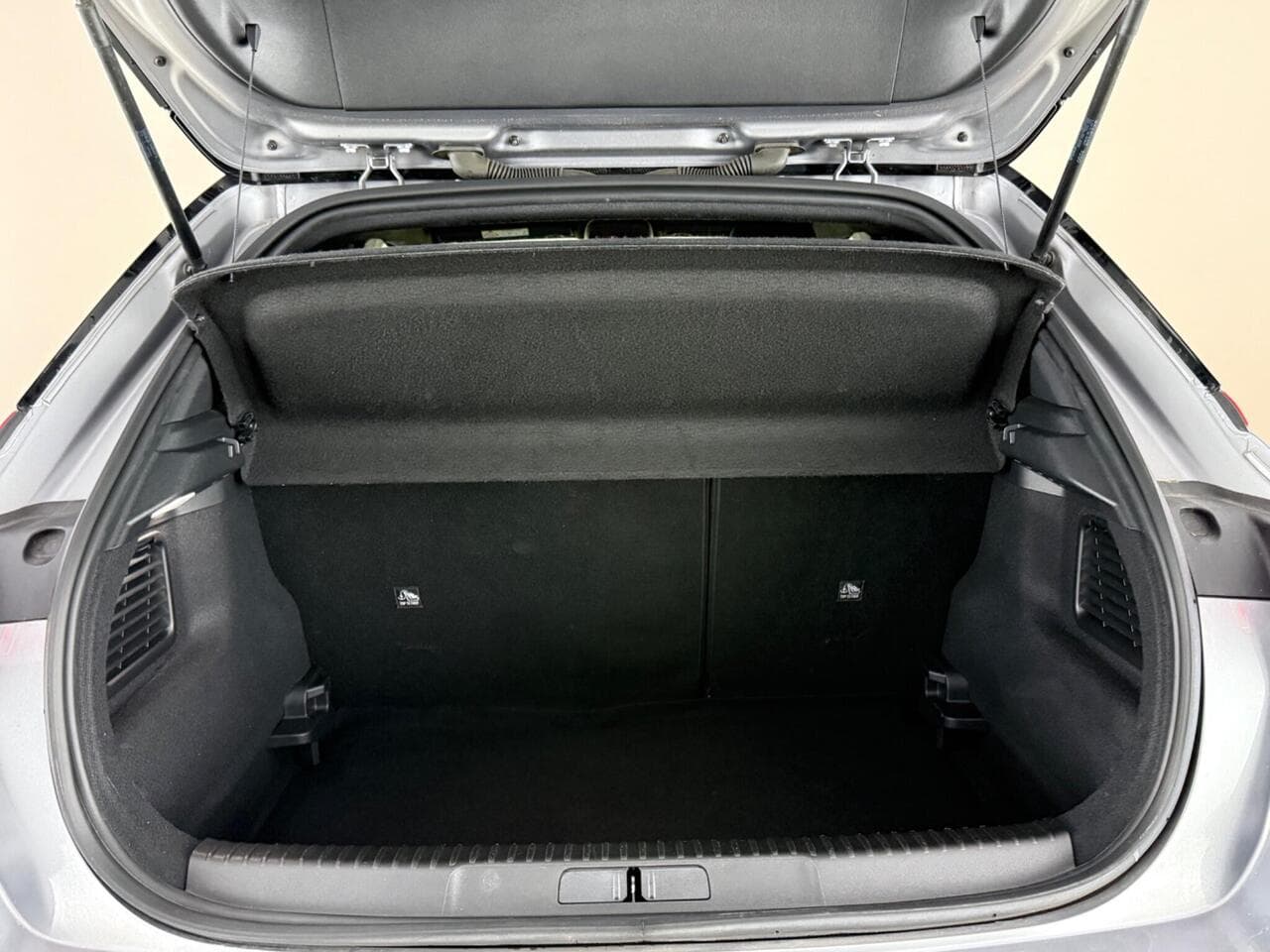 Vauxhall Mokka thumbnail Boot