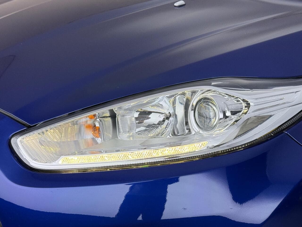 Ford Fiesta thumbnail Lights Front