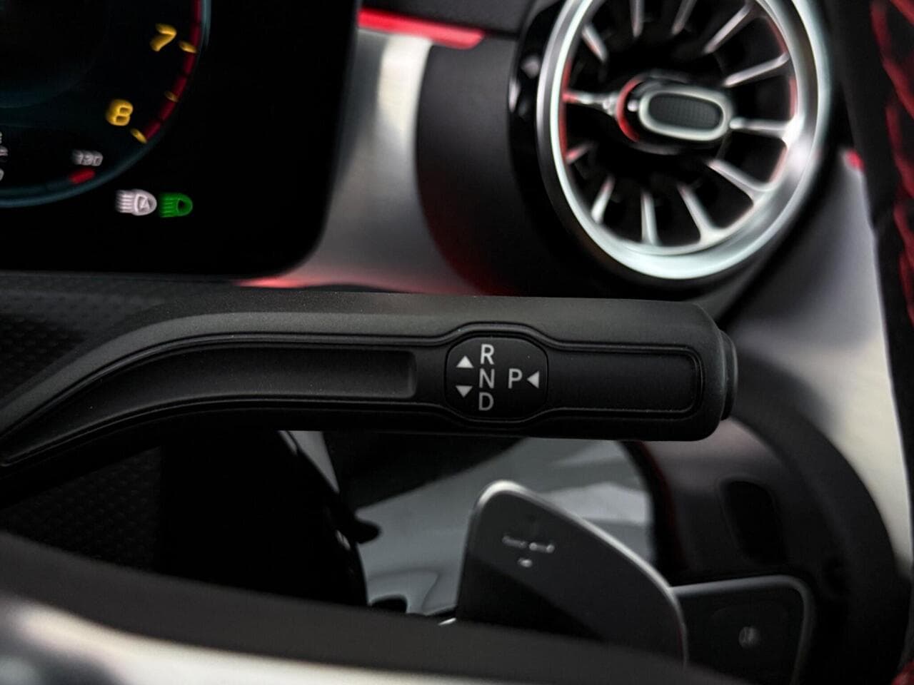 Mercedes-Benz CLA thumbnail Misc Controls