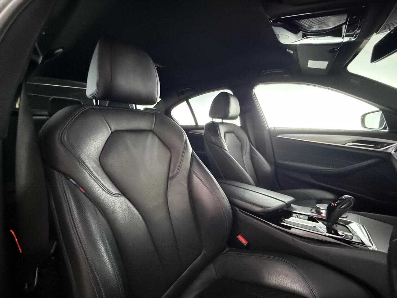 BMW 5 Series thumbnail Seat Driver