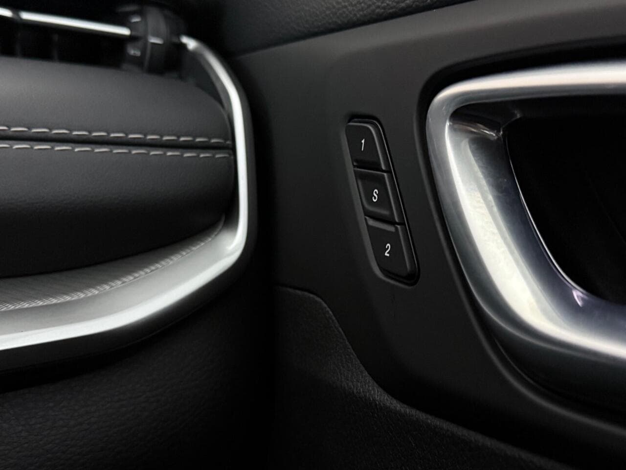 Jeep Compass thumbnail Inconclusive