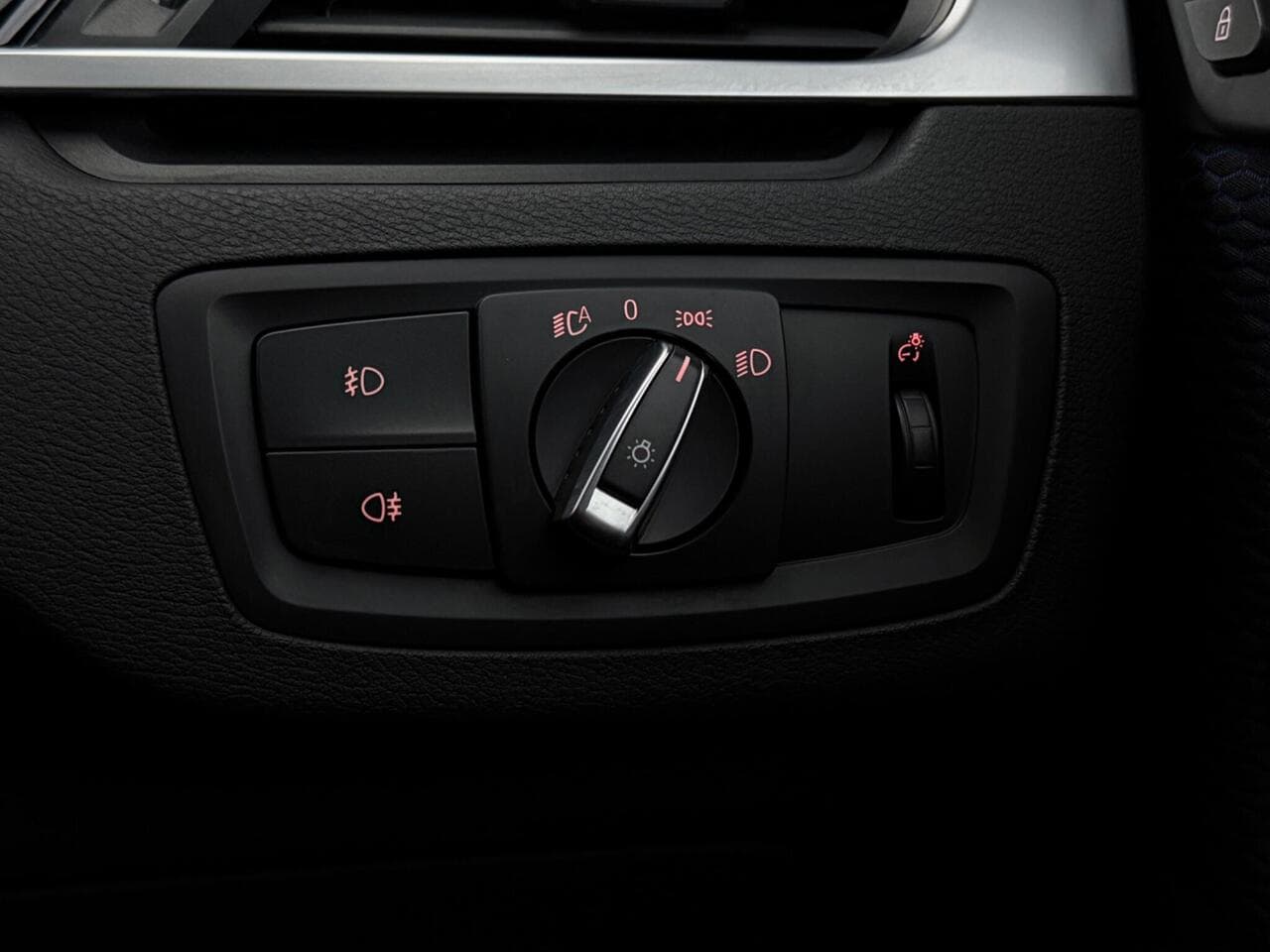 BMW X1 thumbnail Misc Controls