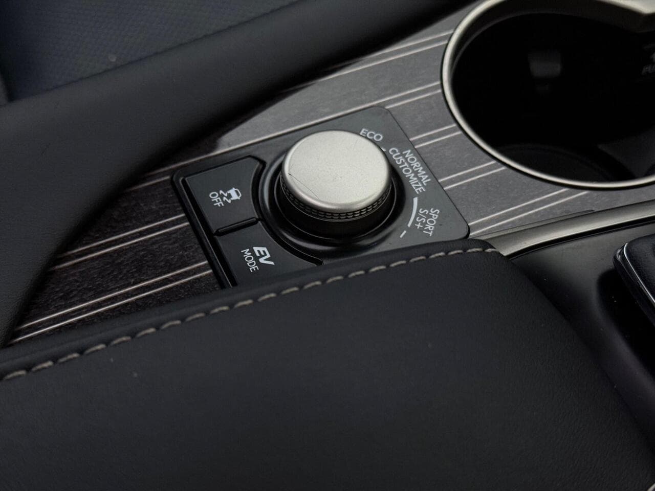 Lexus RX thumbnail Misc Controls