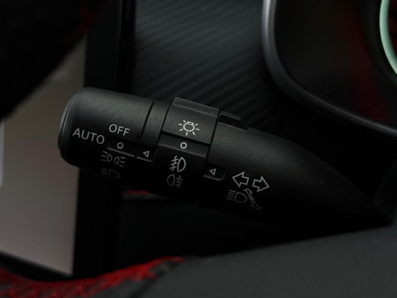 MG MG ZS thumbnail Misc Controls