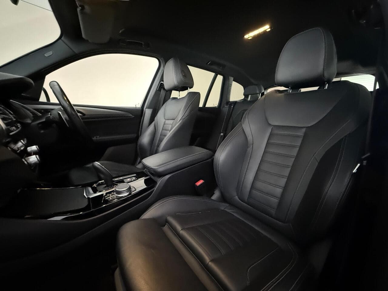 BMW X3 thumbnail Seat Front Passenger