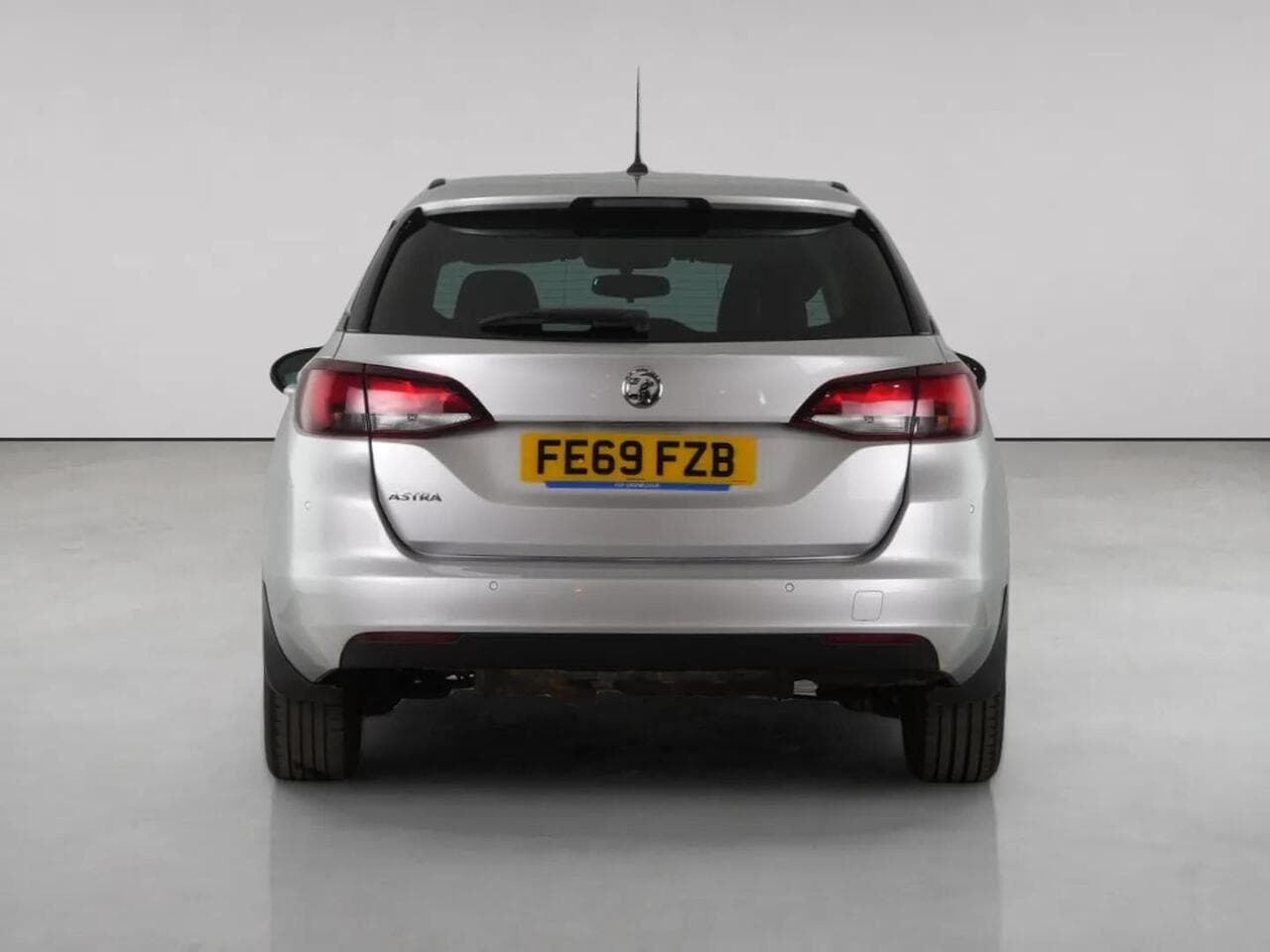 Vauxhall Astra thumbnail Rear