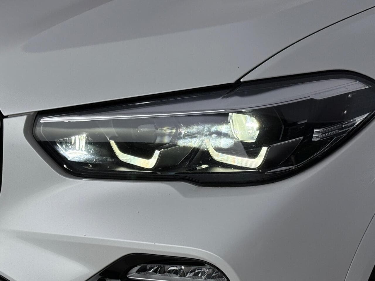 BMW X5 thumbnail Lights Front