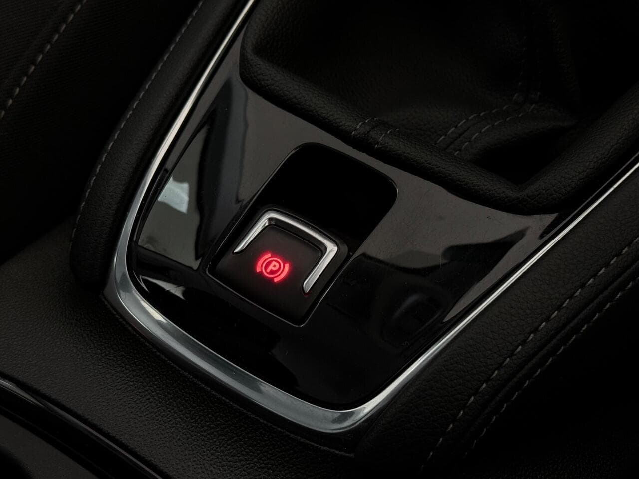 Vauxhall Grandland thumbnail Misc Controls