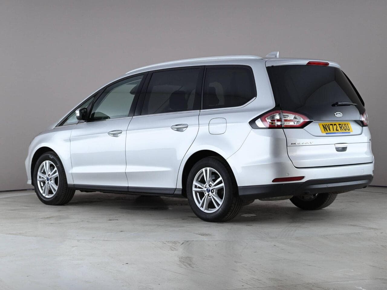 Ford Galaxy thumbnail Rear Left