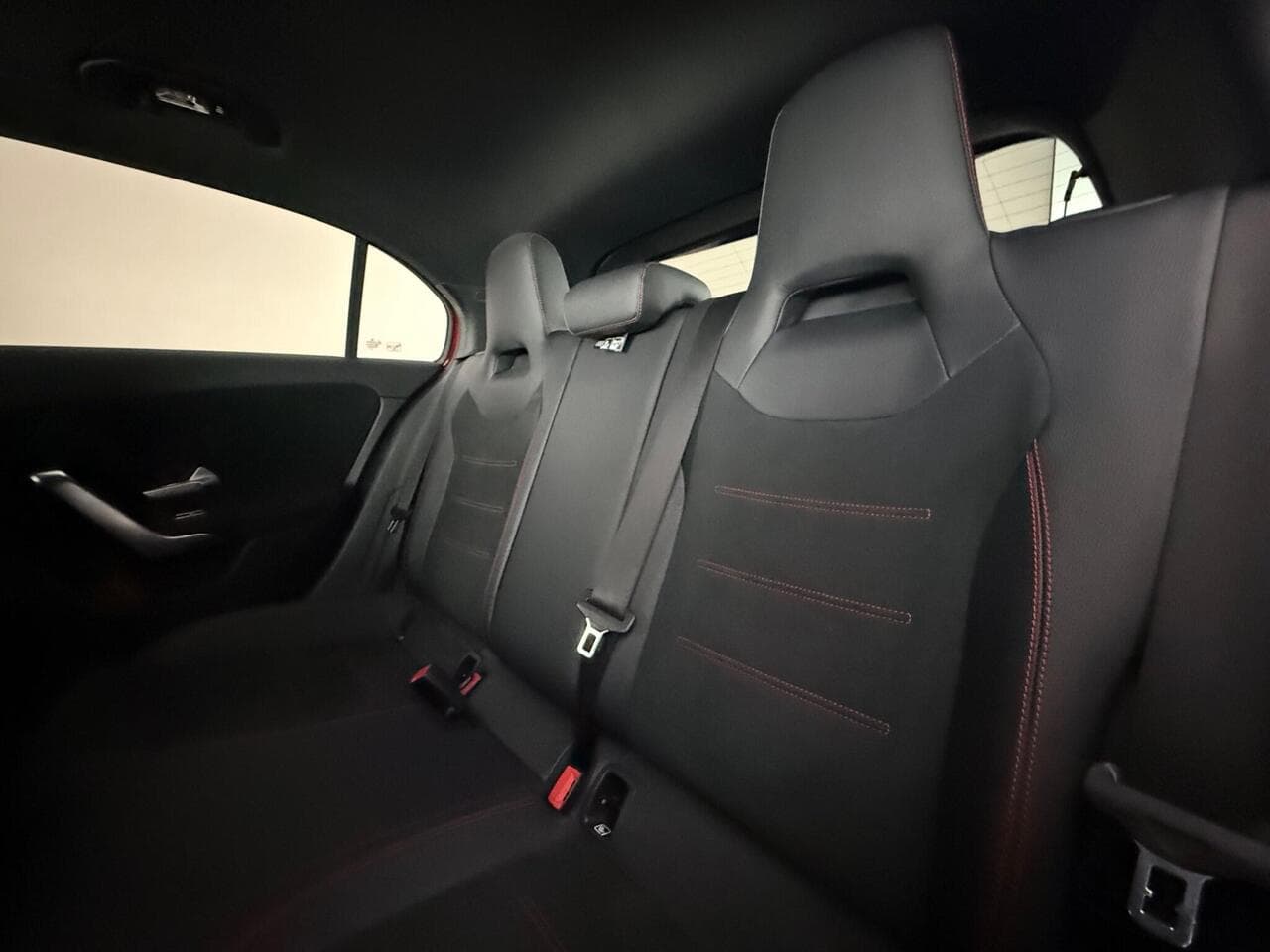 Mercedes-Benz A Class thumbnail Seats Rear