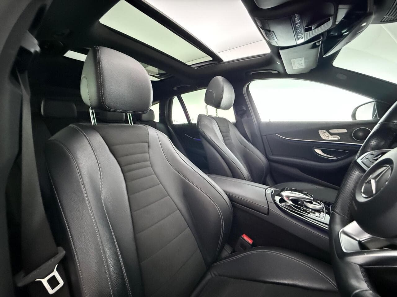 Mercedes-Benz E Class thumbnail Seat Driver
