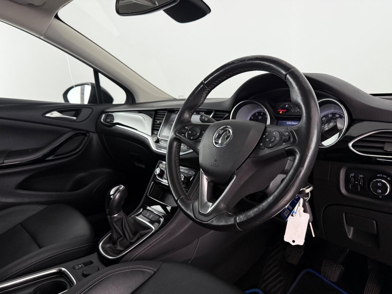 Vauxhall Astra thumbnail Interior Front