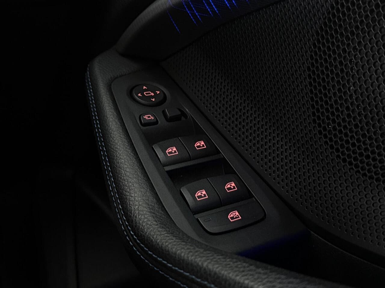BMW 1 Series thumbnail Misc Controls