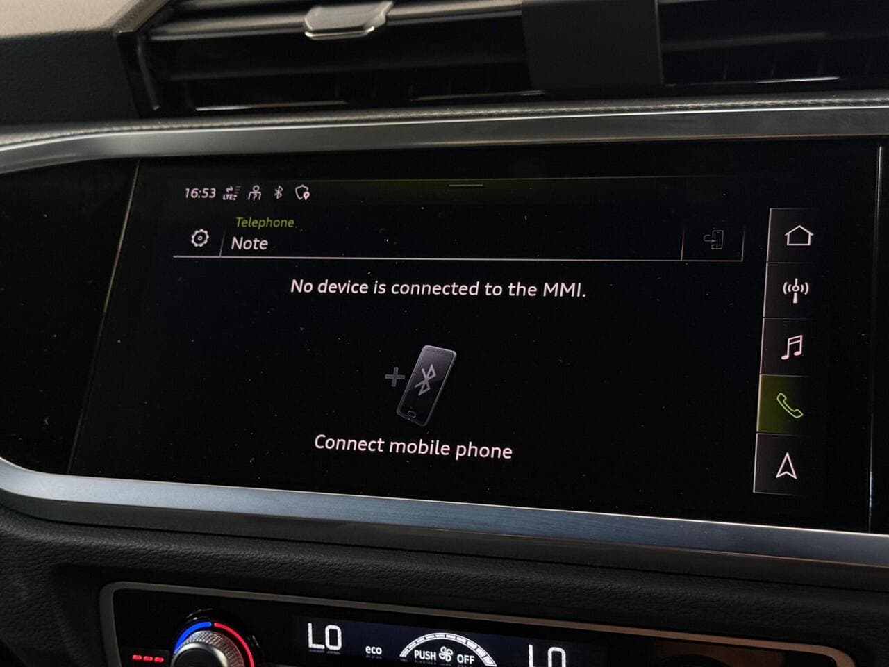 Audi Q3 thumbnail Infotainment System