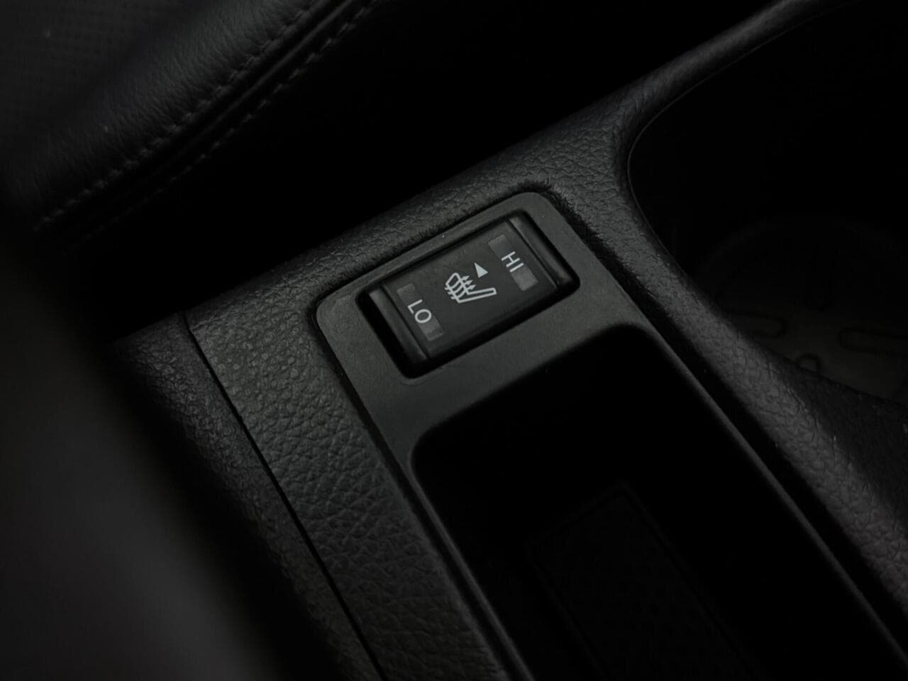 Nissan X-Trail thumbnail Misc Controls