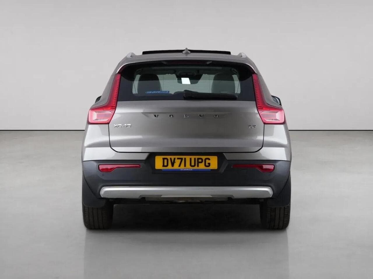 Volvo XC40 thumbnail Rear