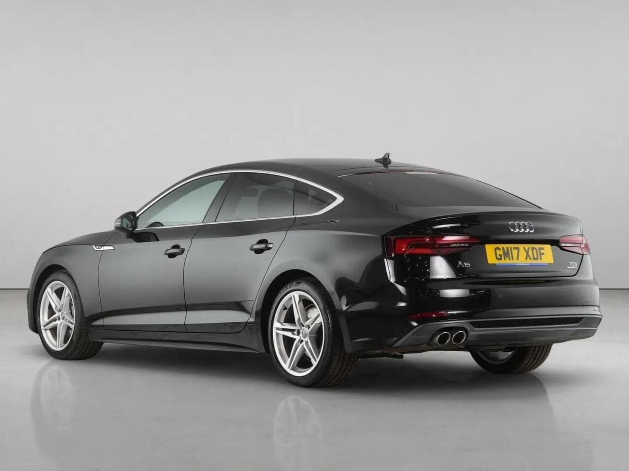 Audi A5 thumbnail Rear Left