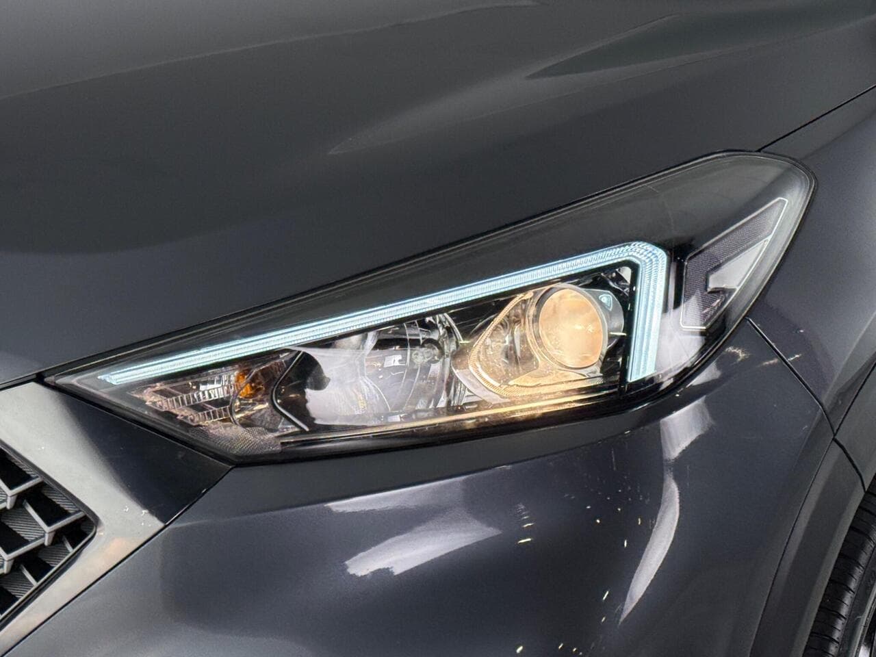 Hyundai TUCSON thumbnail Lights Front