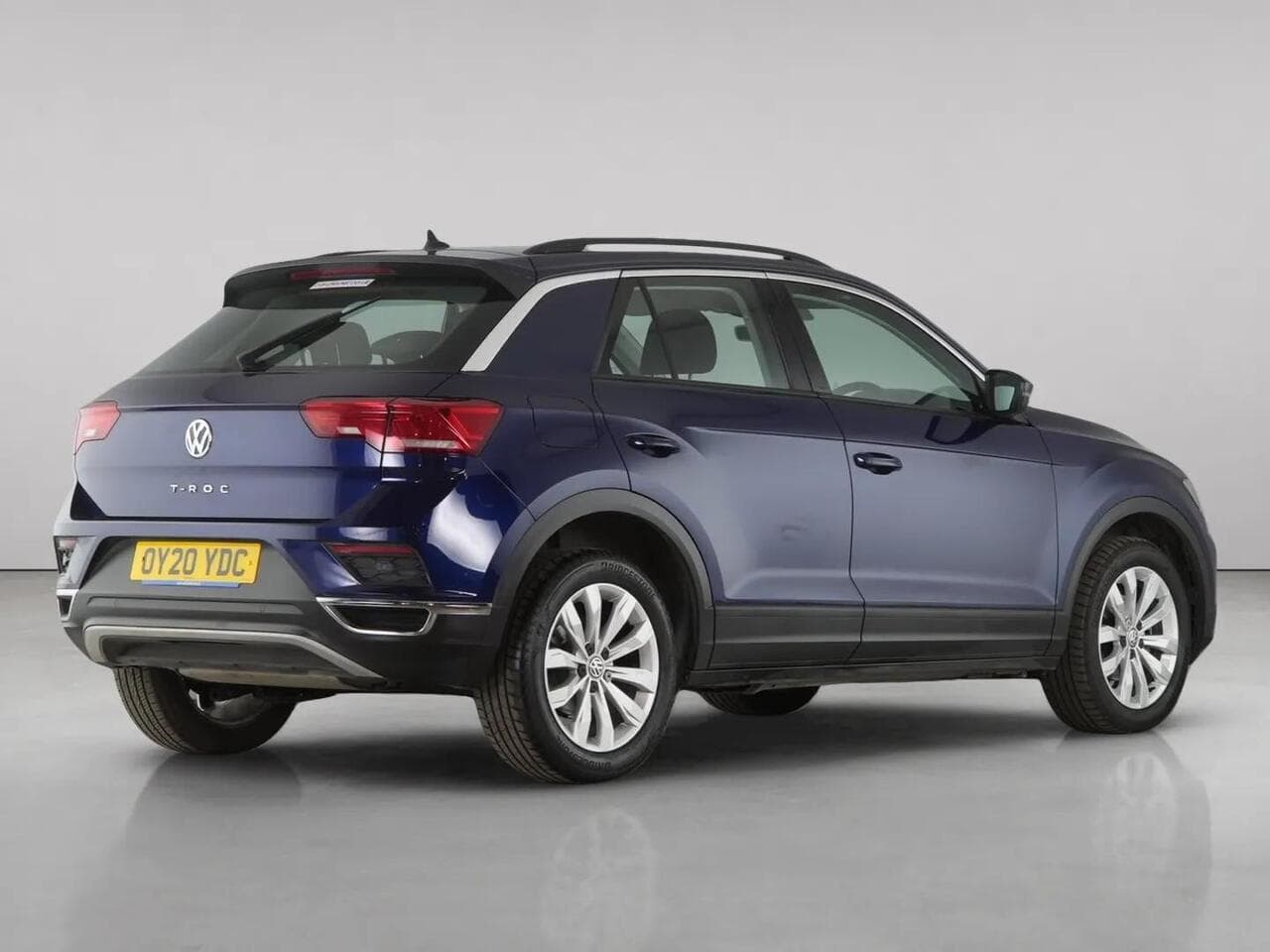 Volkswagen T-Roc thumbnail Rear Right