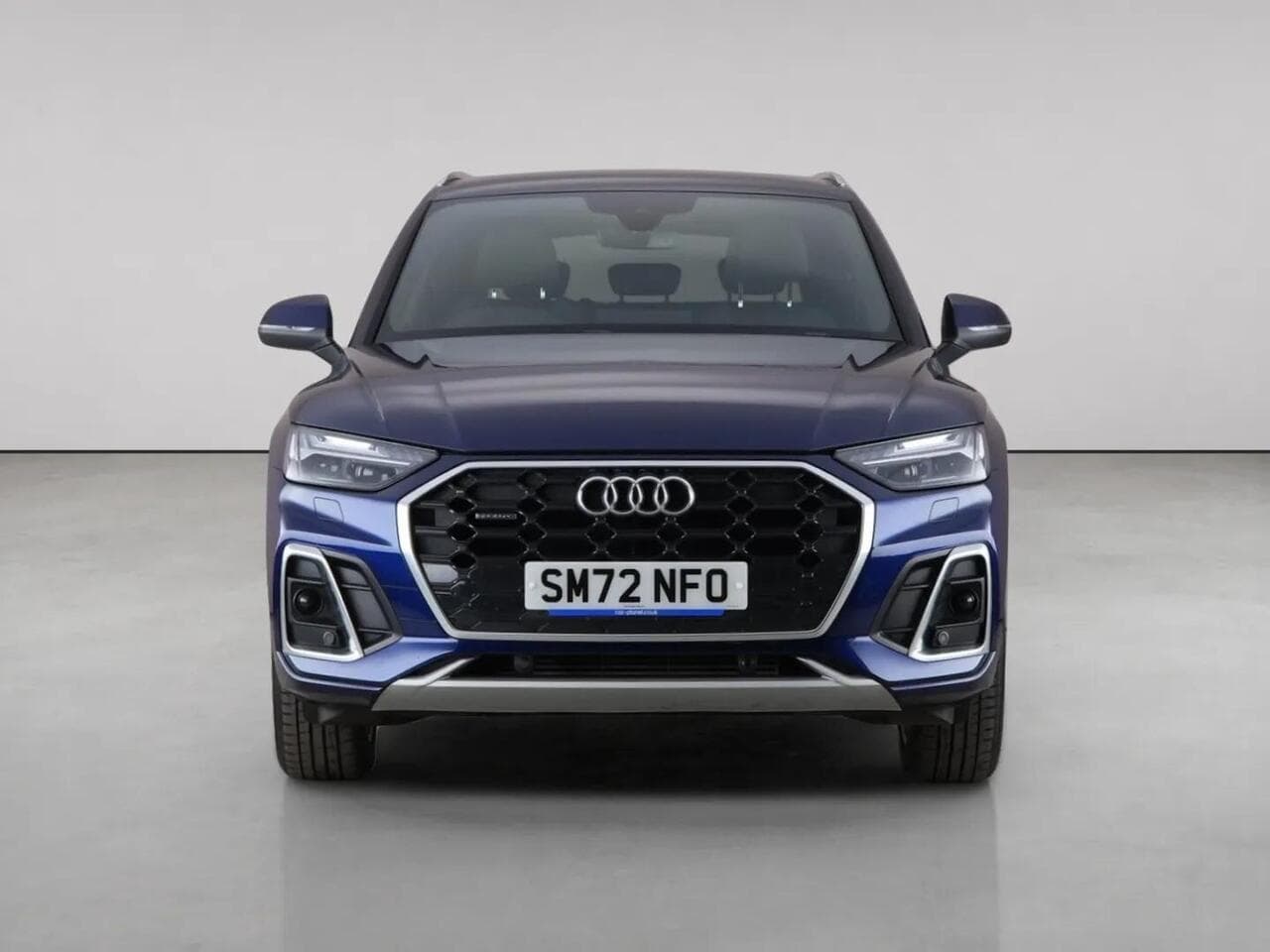 Audi Q5 thumbnail Front