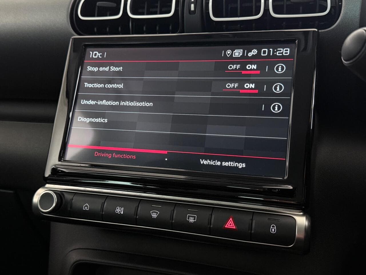 Citroen C3 Aircross thumbnail Infotainment System