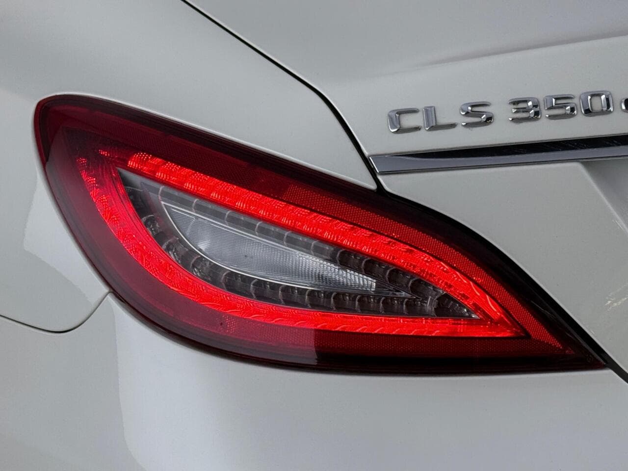 Mercedes-Benz CLS thumbnail Lights Rear