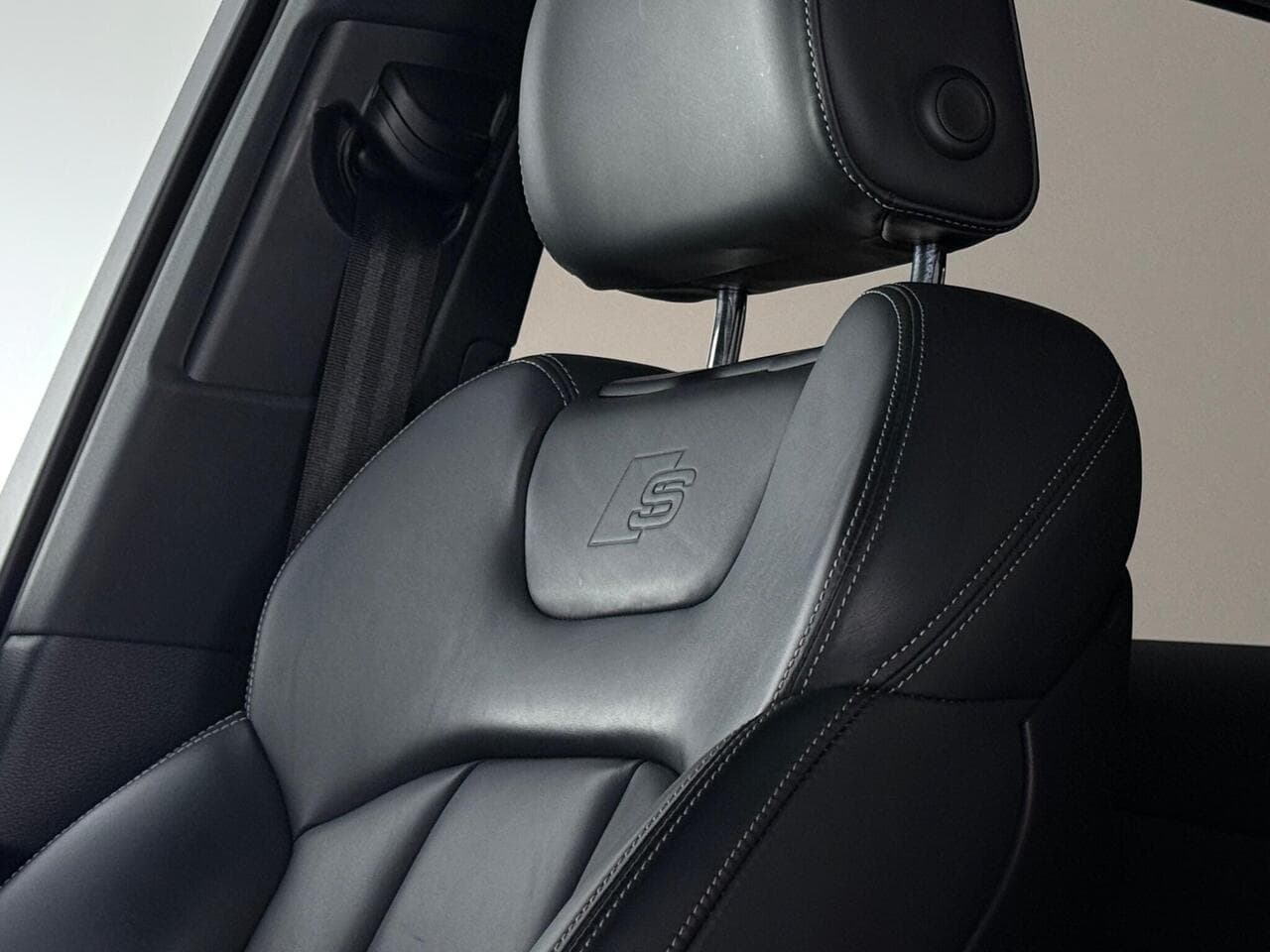 Audi Q7 thumbnail Inconclusive