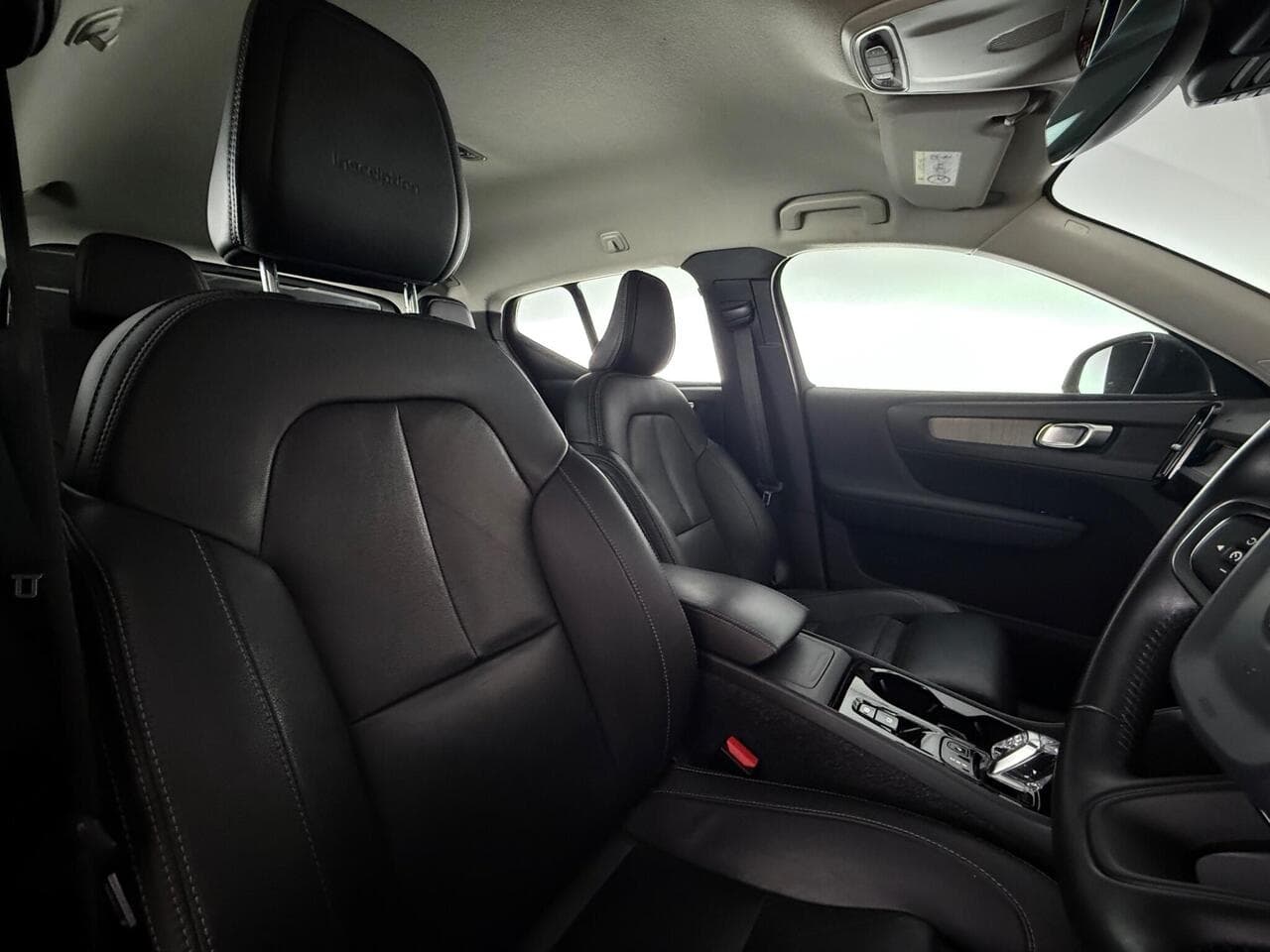 Volvo XC40 thumbnail Seat Driver