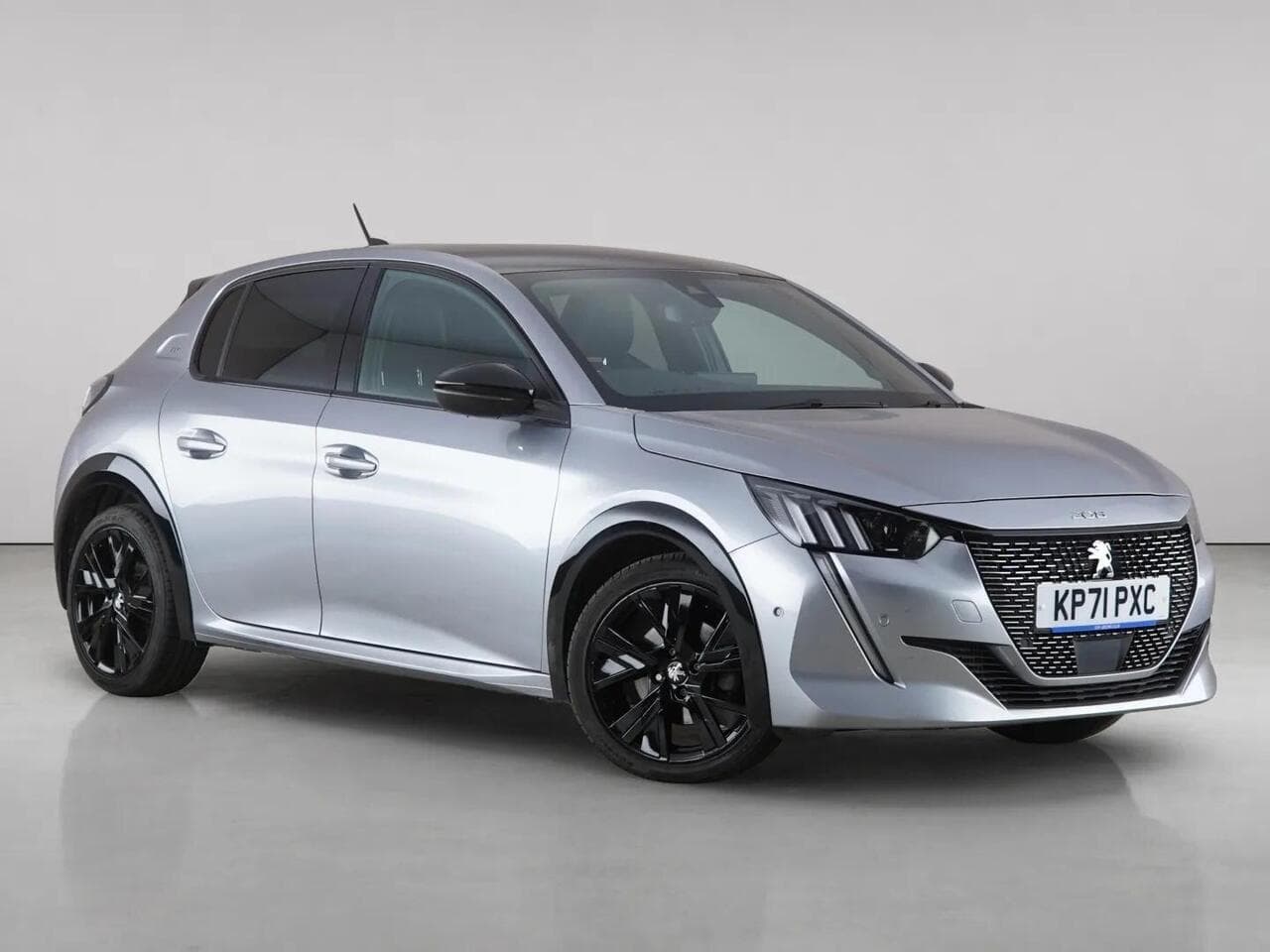 Peugeot 208 - Peugeot 208 1.2 PureTech GT Euro 6 (s/s) 5dr