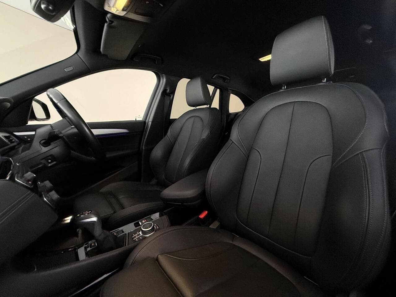 BMW X1 thumbnail Seat Front Passenger