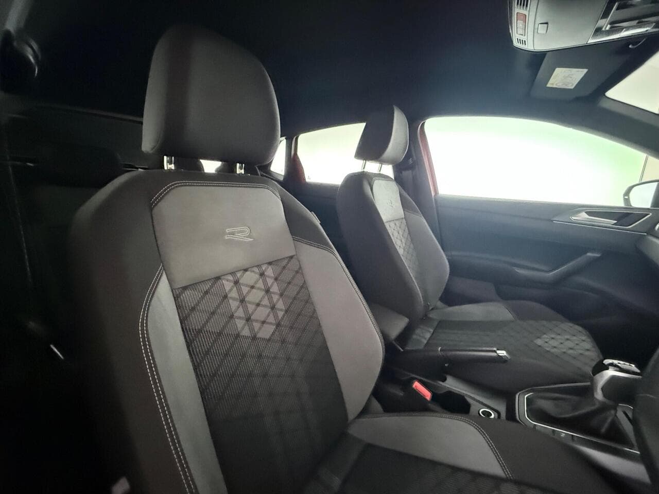 Volkswagen Polo thumbnail Seat Driver