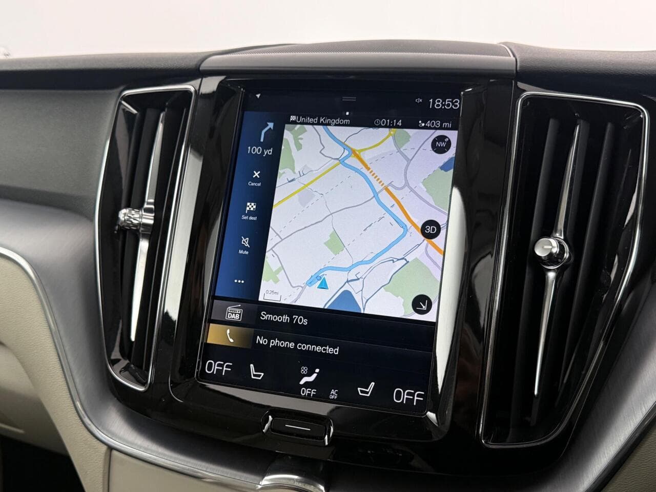 Volvo XC60 thumbnail Infotainment System