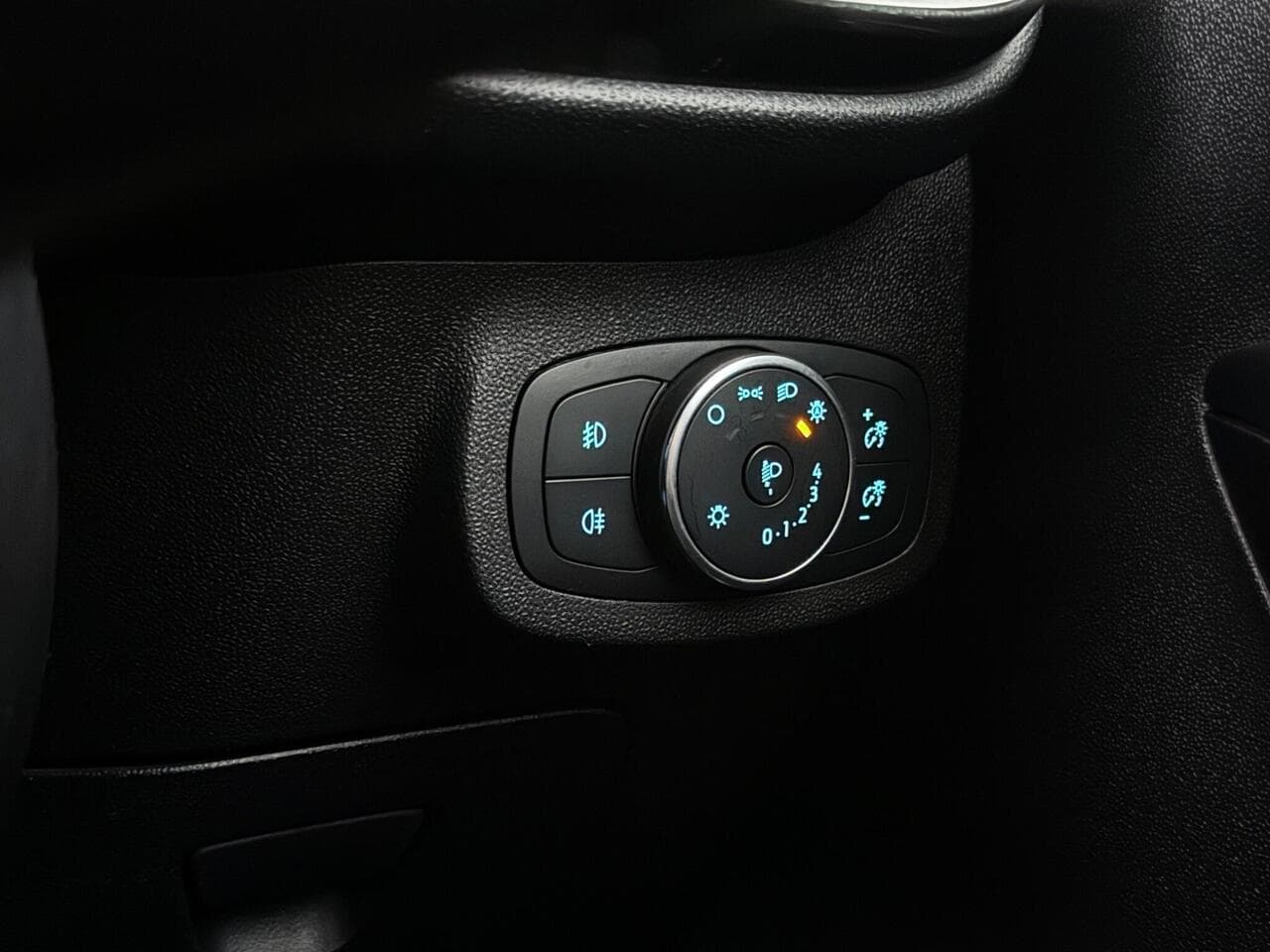 Ford Fiesta thumbnail Misc Controls