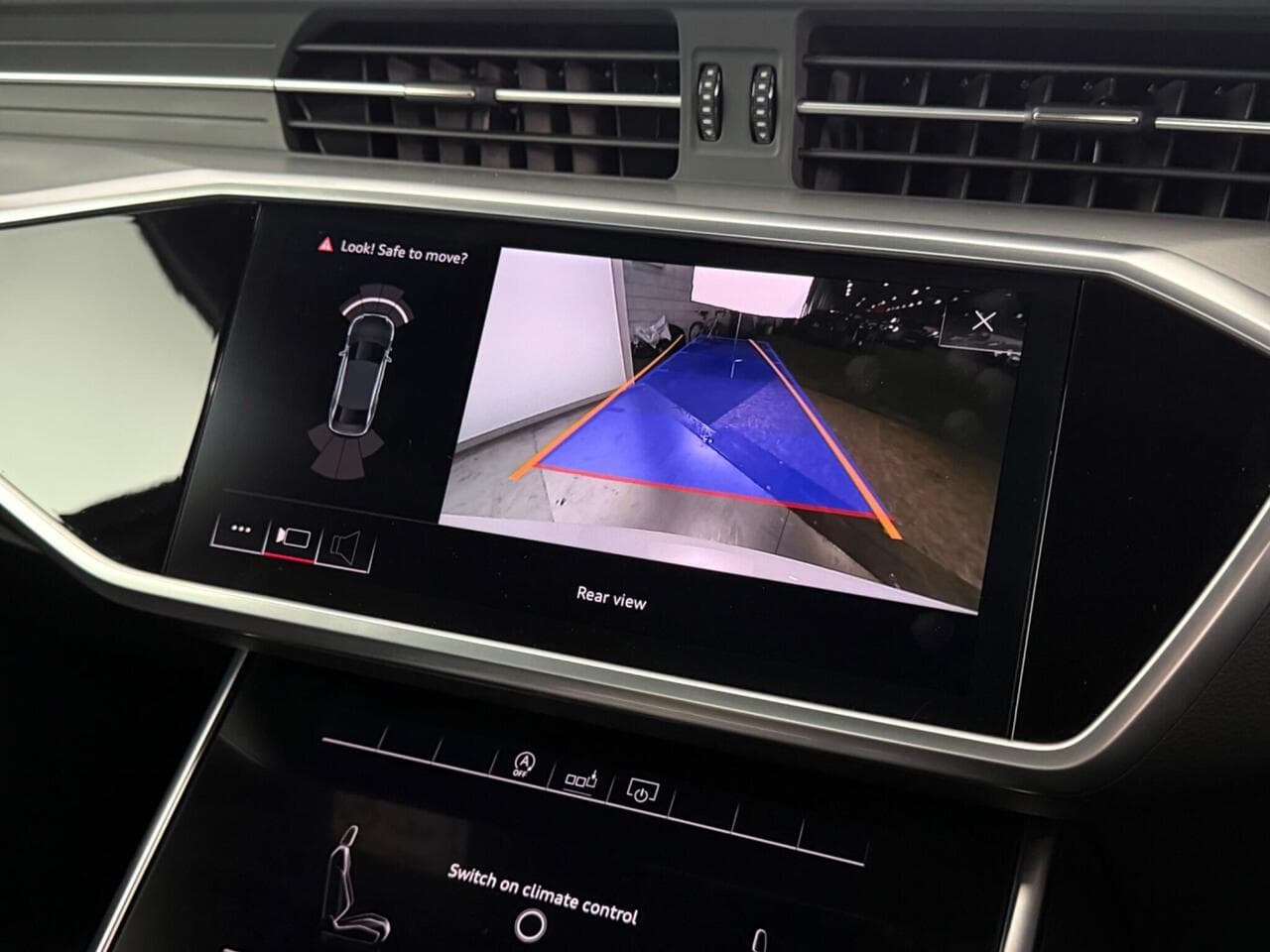 Audi A6 Saloon thumbnail Infotainment System