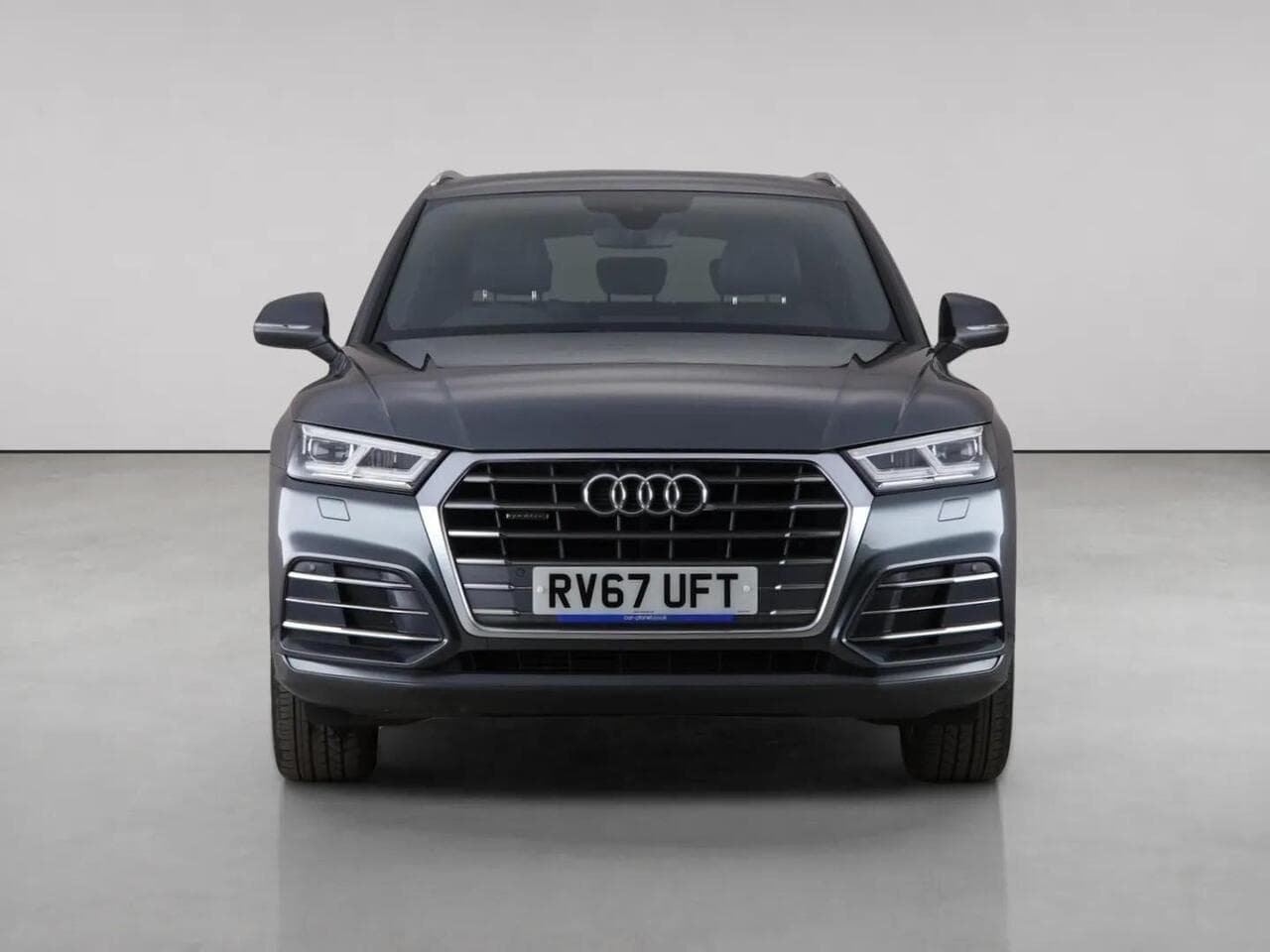 Audi Q5 thumbnail Front