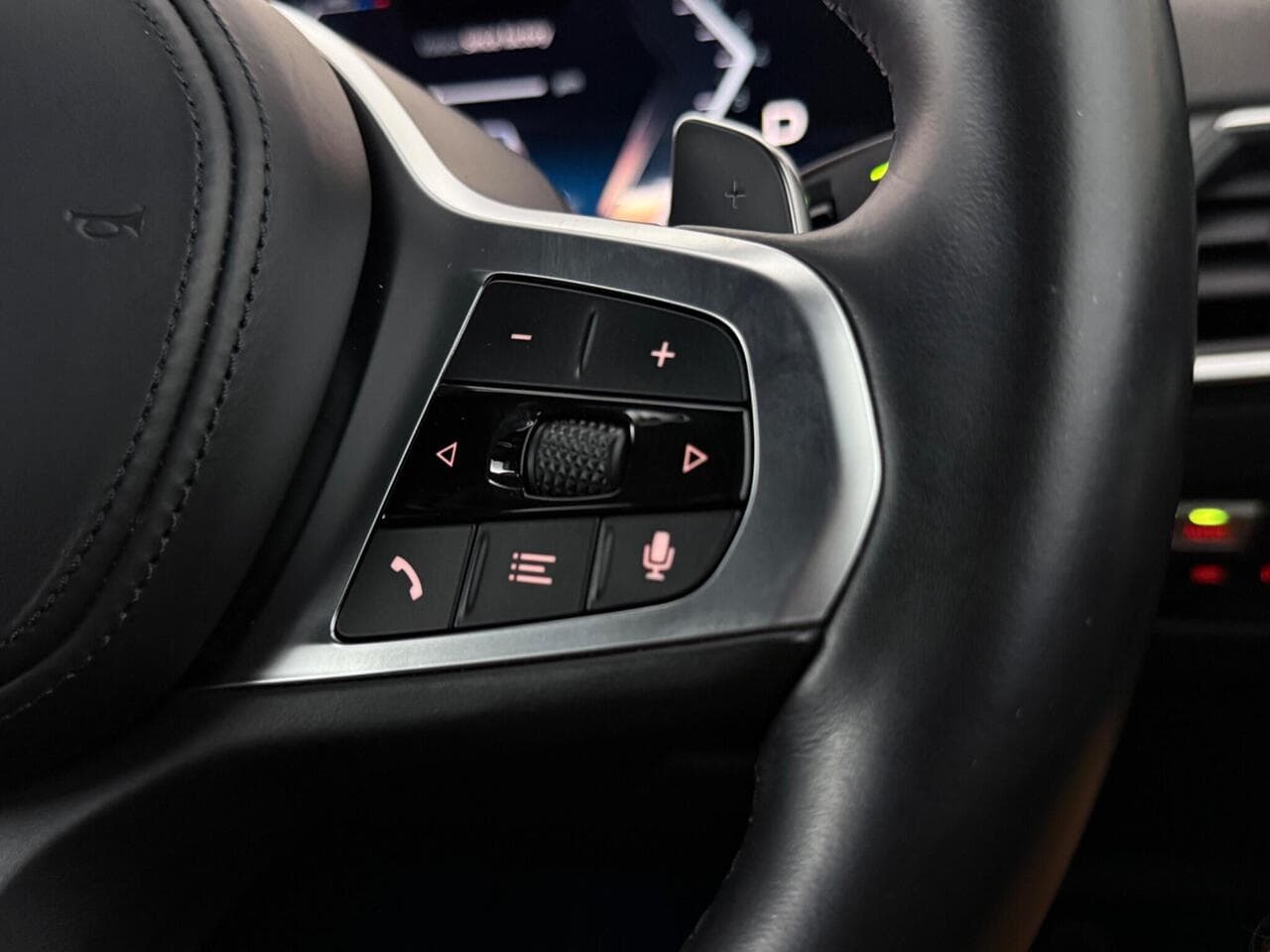 BMW 2 Series thumbnail Misc Controls