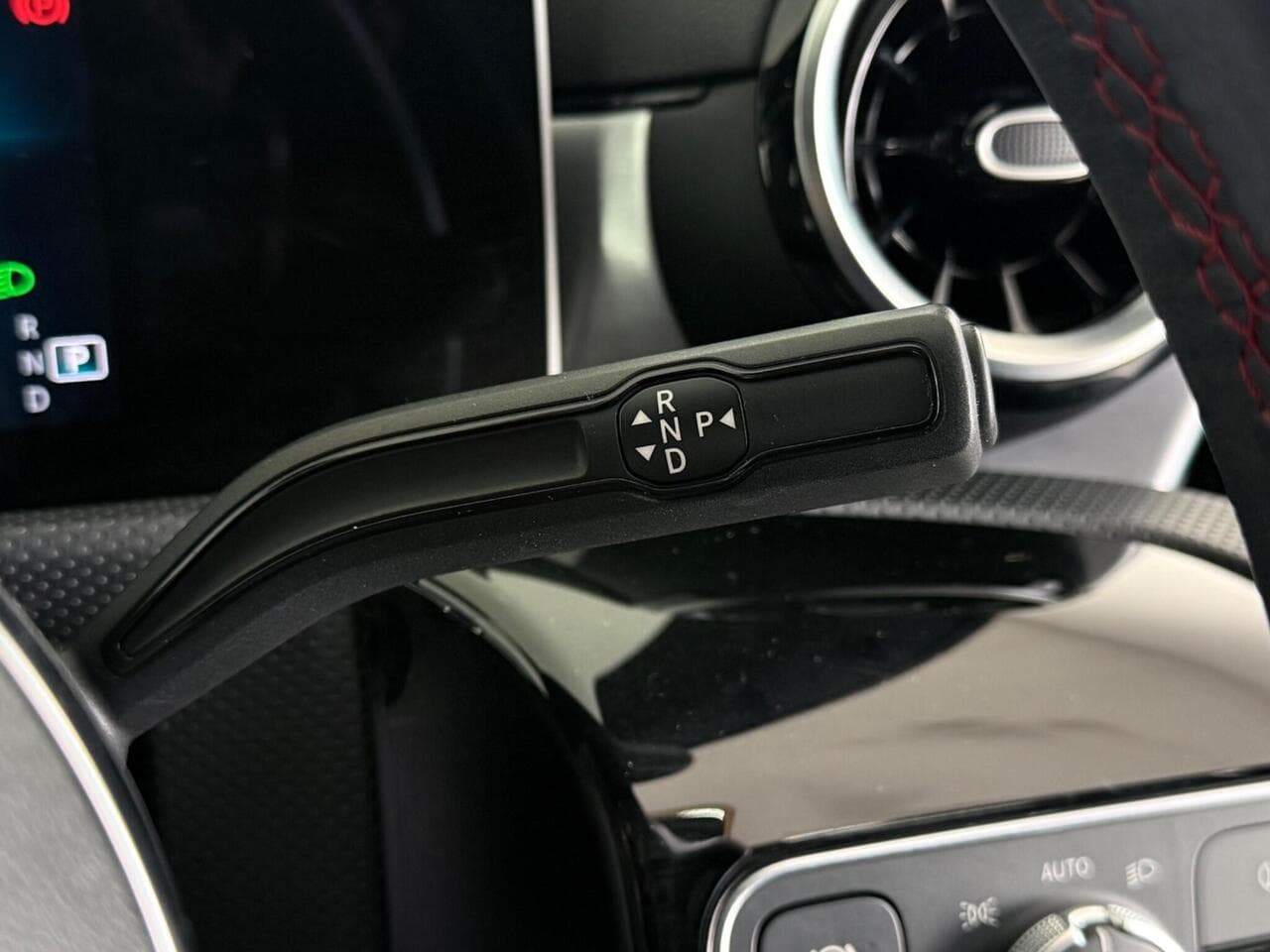 Mercedes-Benz CLA thumbnail Misc Controls