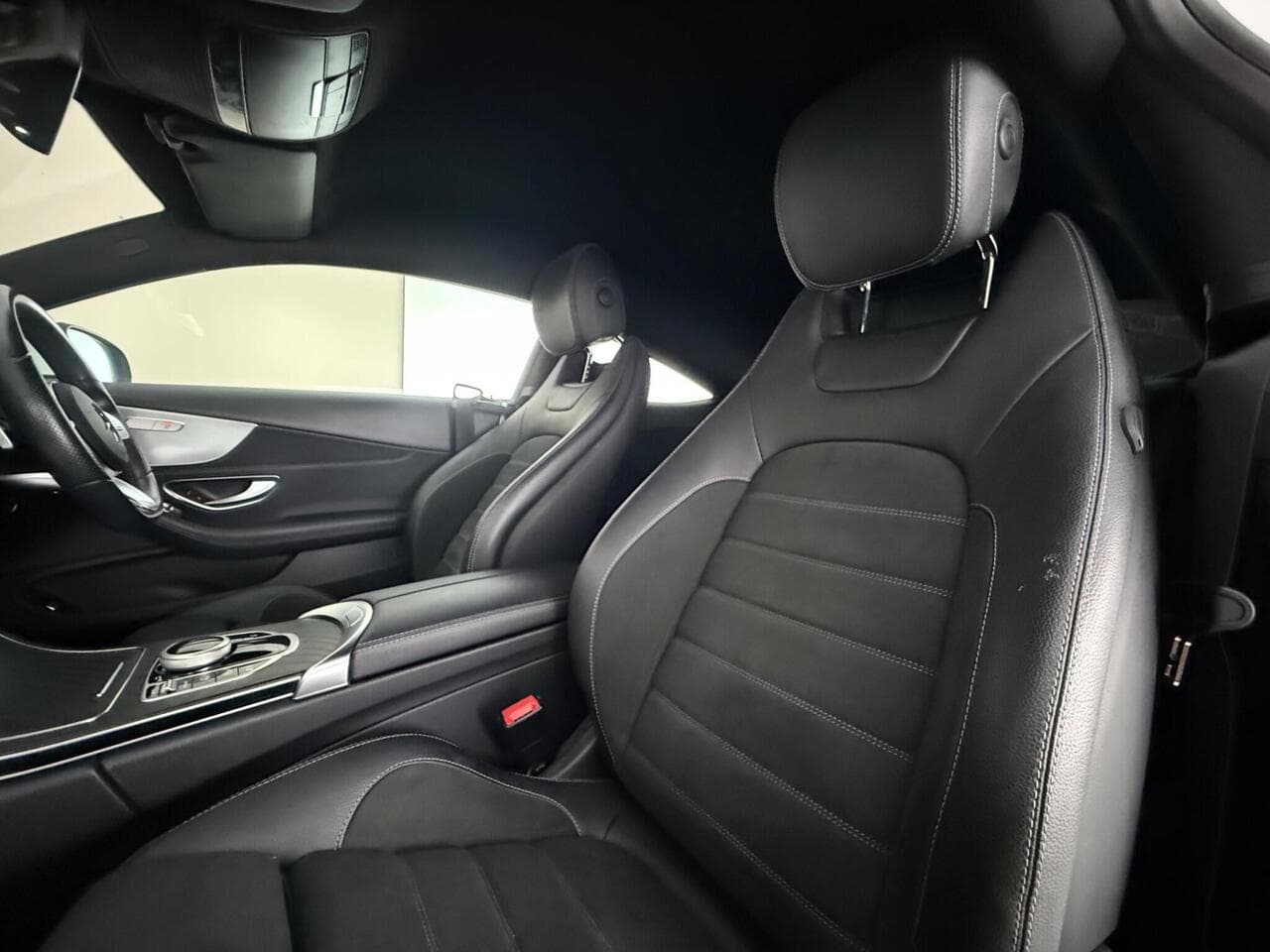 Mercedes-Benz C Class thumbnail Seat Front Passenger