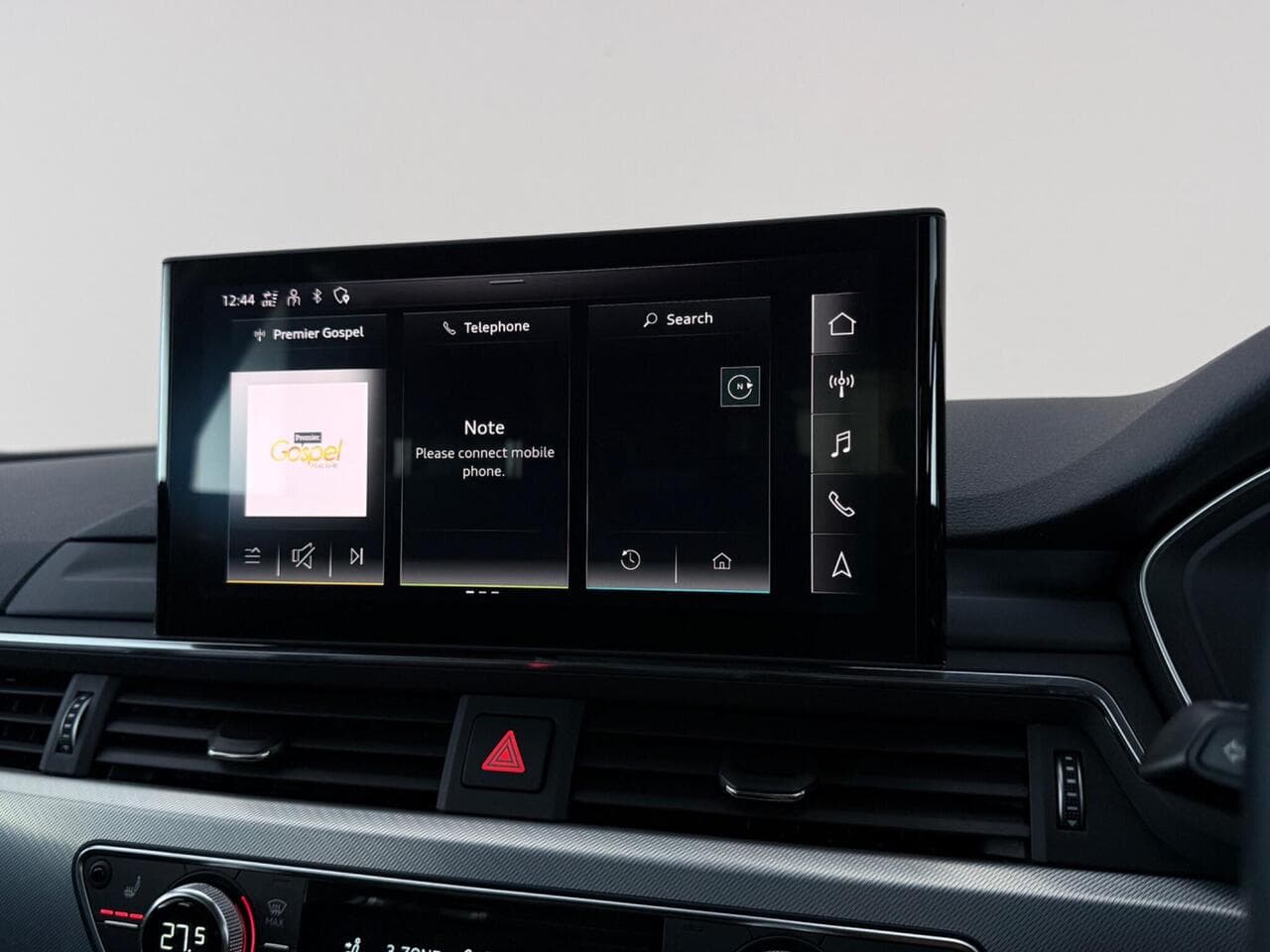 Audi A4 thumbnail Infotainment System