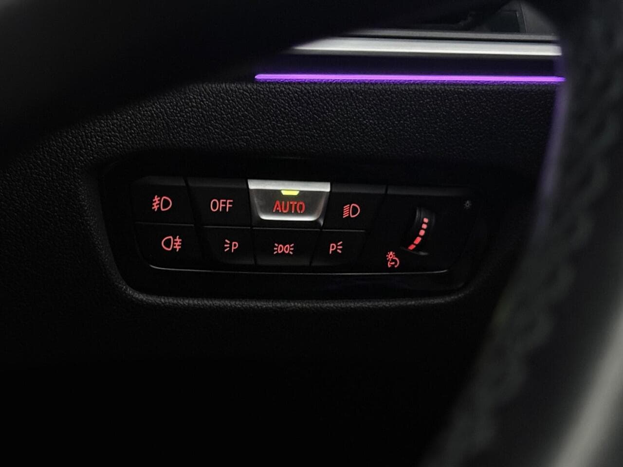 BMW 3 Series thumbnail Driver Instruments