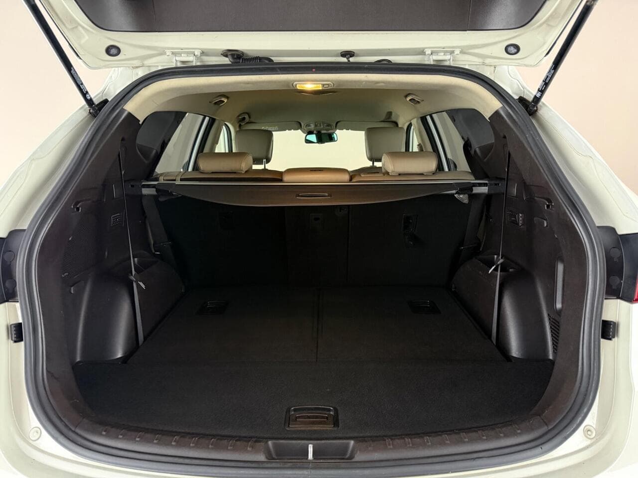 Hyundai Santa Fe thumbnail Boot